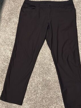 Lululemon Men's Black ABC 5 Pocket Performance Pants 40 x 30